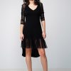 Rochie din țesătură de tricot cu mâneci și volan din tull