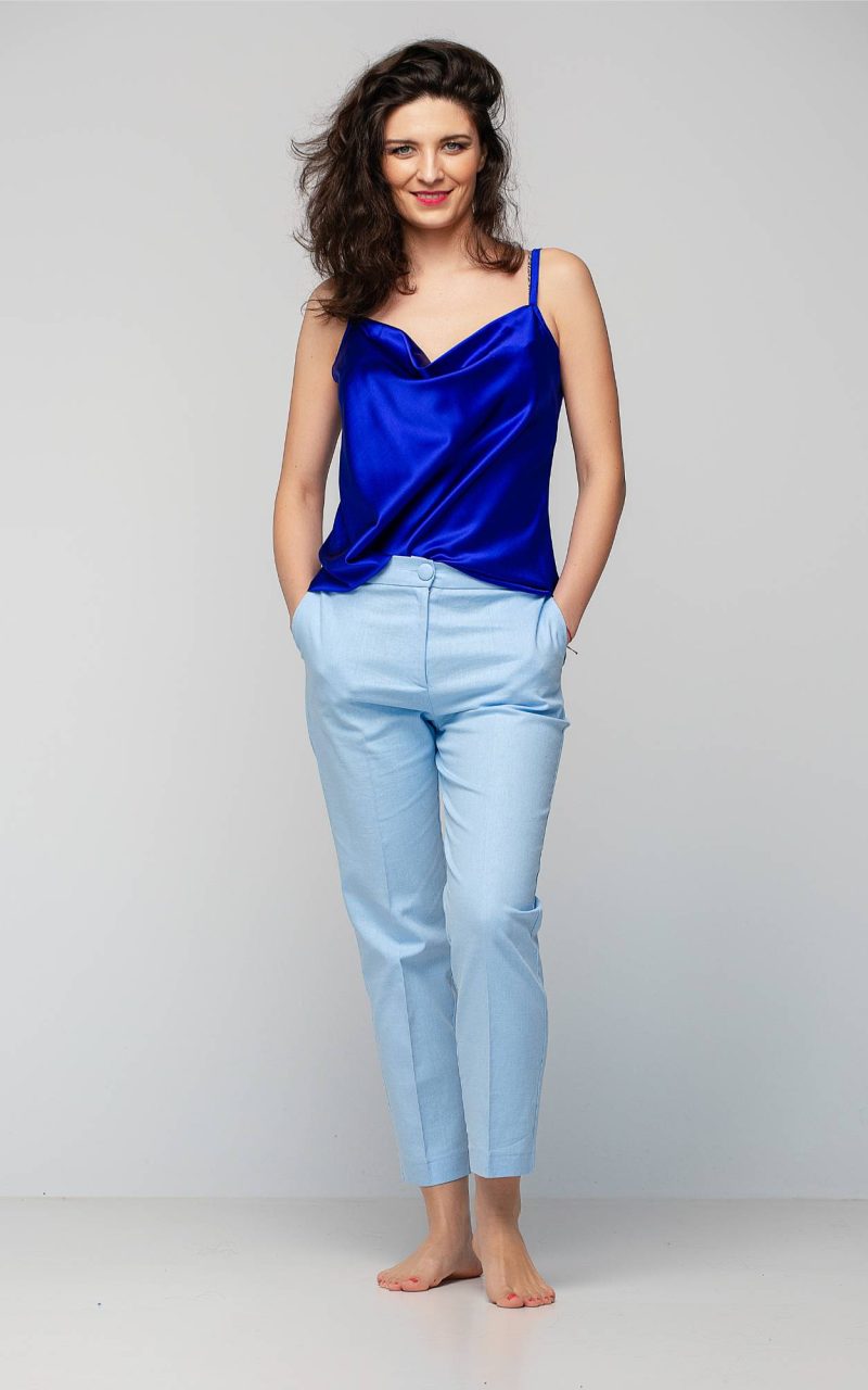 Maieu din mătase și pantalon de in